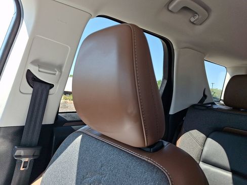 Used 2023 Ford Bronco Sport Outer Banks w/ Tech Package AWD/4WD image 18