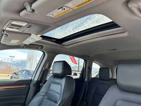 Used 2021 Honda CR-V Touring image 30