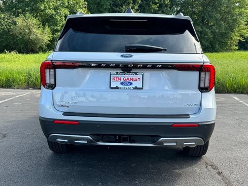 New 2026 Ford Explorer Active w/ Active Comfort Package AWD/4WD image 10
