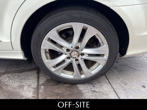 Used 2012 Mercedes-Benz C 250 Sedan image 9