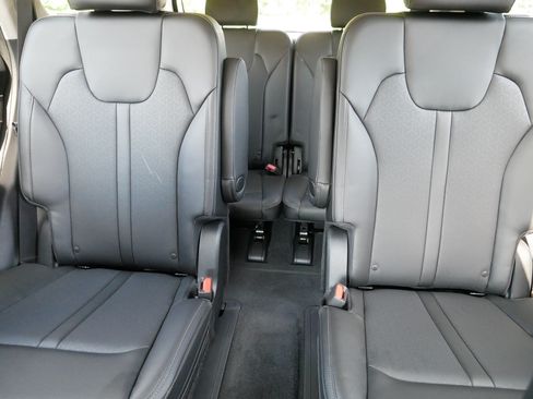 Certified 2023 Kia Sorento SX AWD/4WD image 13