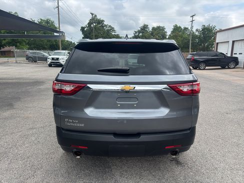 Used 2020 Chevrolet Traverse LS FWD image 6