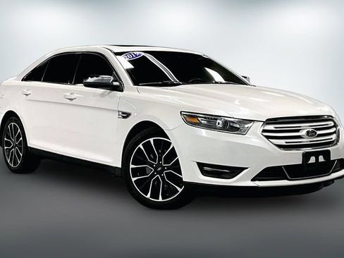Used 2019 Ford Taurus Limited AWD/4WD image 1
