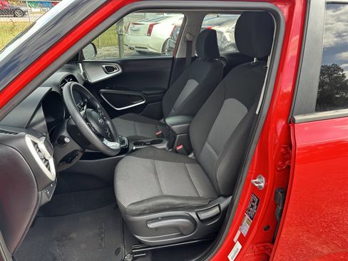 Used 2020 Kia Soul LX image 15