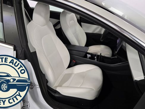 Used 2020 Tesla Model 3 Long Range image 29