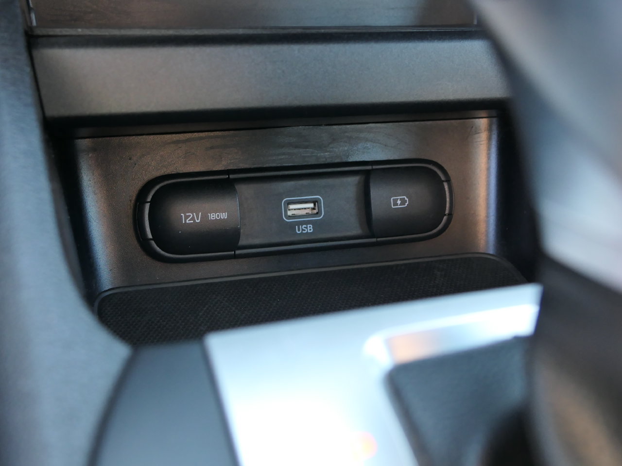 Certified 2024 Kia Forte LXS w/ LXS Technology Package FWD image 24