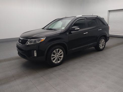 Used 2015 Kia Sorento EX image 2