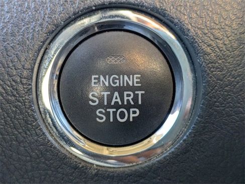 Used 2018 Toyota 4Runner SR5 image 34