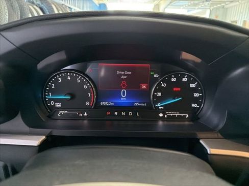 Used 2022 Ford Explorer XLT RWD image 18