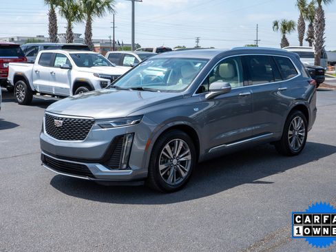 Used 2021 Cadillac XT6 Premium Luxury FWD image 7