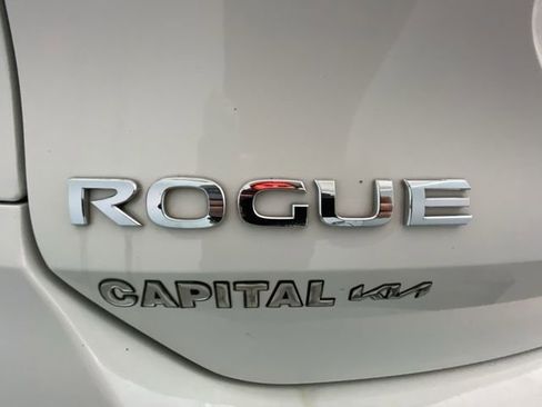 Used 2018 Nissan Rogue S image 25