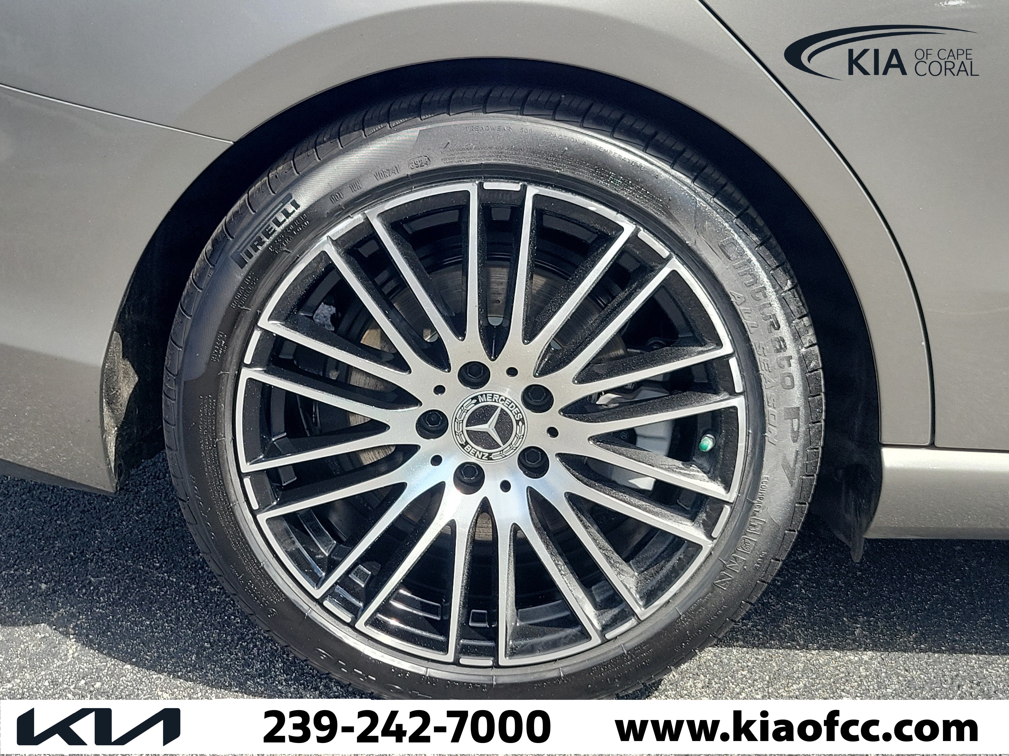Used 2022 Mercedes-Benz C 300 4MATIC Sedan image 9
