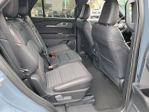 Used 2026 Ford Explorer ST-Line RWD image 15