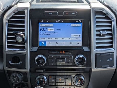 Used 2016 Ford F150 Platinum w/ Equipment Group 701A Luxury RWD image 12