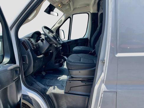 Used 2023 RAM ProMaster 2500 FWD image 18