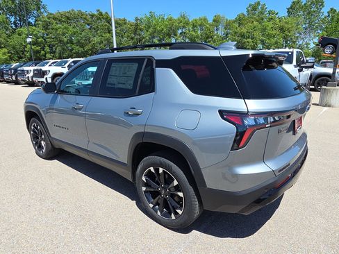 New 2026 Chevrolet Equinox RS w/ Convenience Package III FWD image 6