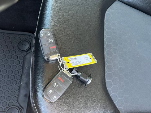 Used 2019 Jeep Compass Latitude w/ Popular Equipment Group image 31