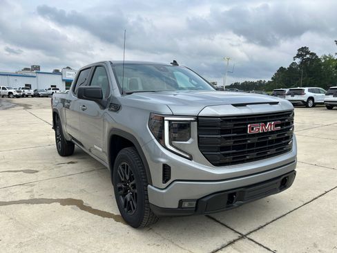 New 2026 GMC Sierra 1500 Elevation AWD/4WD image 2
