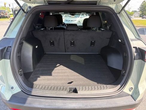 Used 2025 Chevrolet Equinox LT w/ Safety and Technology Package FWD image 21