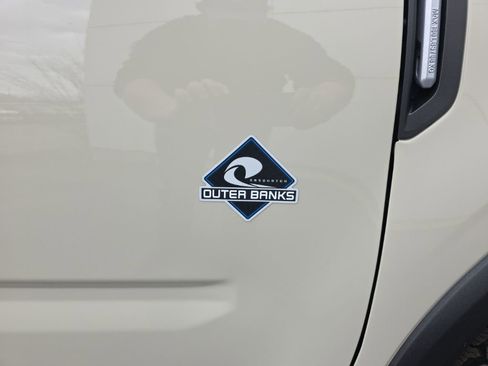 New 2025 Ford Bronco Sport Outer Banks w/ Sasquatch Outer Banks Package AWD/4WD image 5