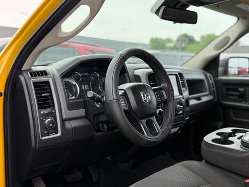 Used 2019 RAM 1500 Express w/ Wheel & Sound Group AWD/4WD image 7