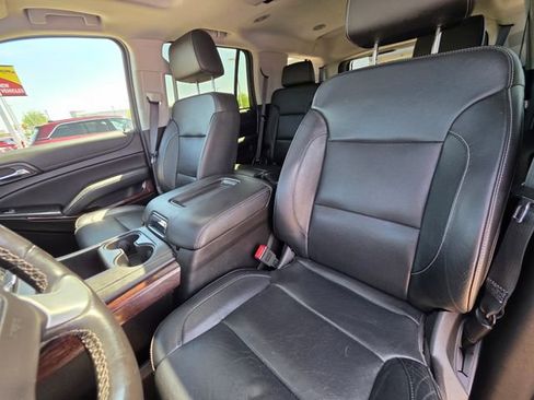 Used 2018 GMC Yukon SLT w/ Open Road Package AWD/4WD image 25