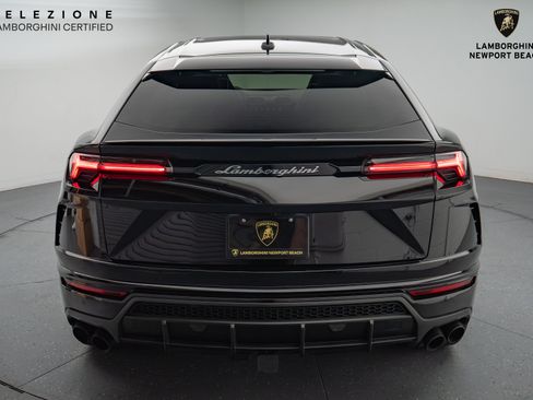 Used 2019 Lamborghini Urus image 15