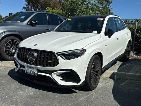 Used 2025 Mercedes-Benz GLC 43 AMG 4MATIC image 2