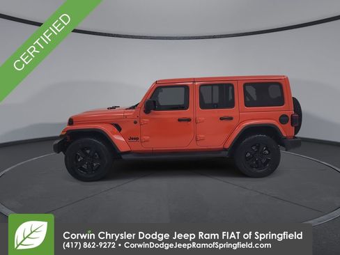 Used 2023 Jeep Wrangler Unlimited Sahara AWD/4WD image 14