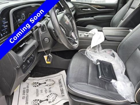 Used 2022 Cadillac Escalade ESV Sport RWD image 9