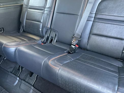 Used 2022 Lincoln Navigator L Black Label AWD/4WD image 16