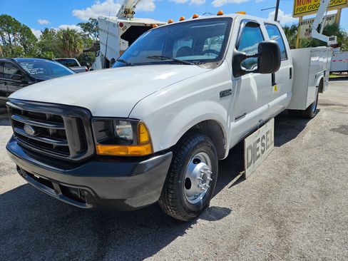 Used 1999 Ford F350 2WD Crew Cab DRW Super Duty image 5