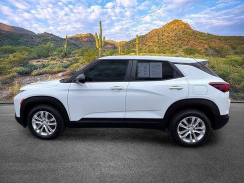 Used 2023 Chevrolet TrailBlazer LS FWD image 8