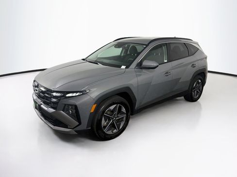Used 2026 Hyundai Tucson SEL Plus FWD image 3