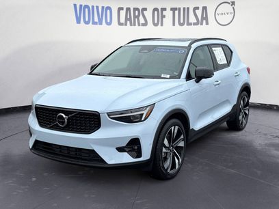 New 2025 Volvo XC40 B5 Plus w/ Protection Package Premier