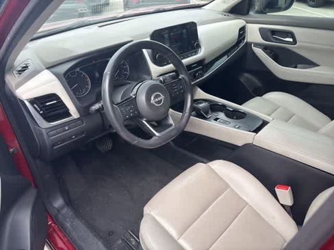 Used 2022 Nissan Rogue SL w/ SL Premium Package FWD image 9