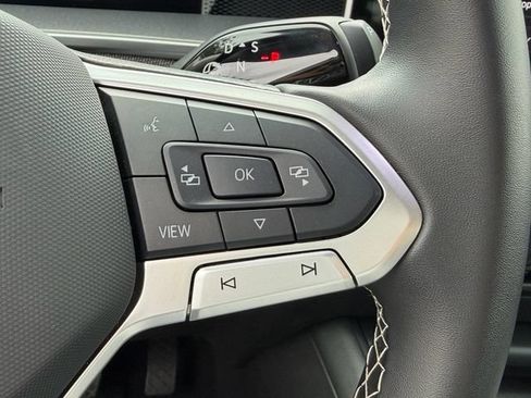 Certified 2025 Volkswagen Tiguan S FWD image 23