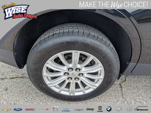 Used 2018 Cadillac XT5 AWD w/ LPO, Wheel Lock Package image 21