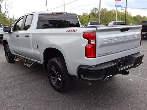Used 2020 Chevrolet Silverado 1500 Custom Trail Boss w/ Custom Convenience Package AWD/4WD image 3