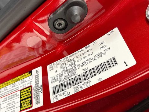 New 2025 Toyota Tundra SR5 image 11