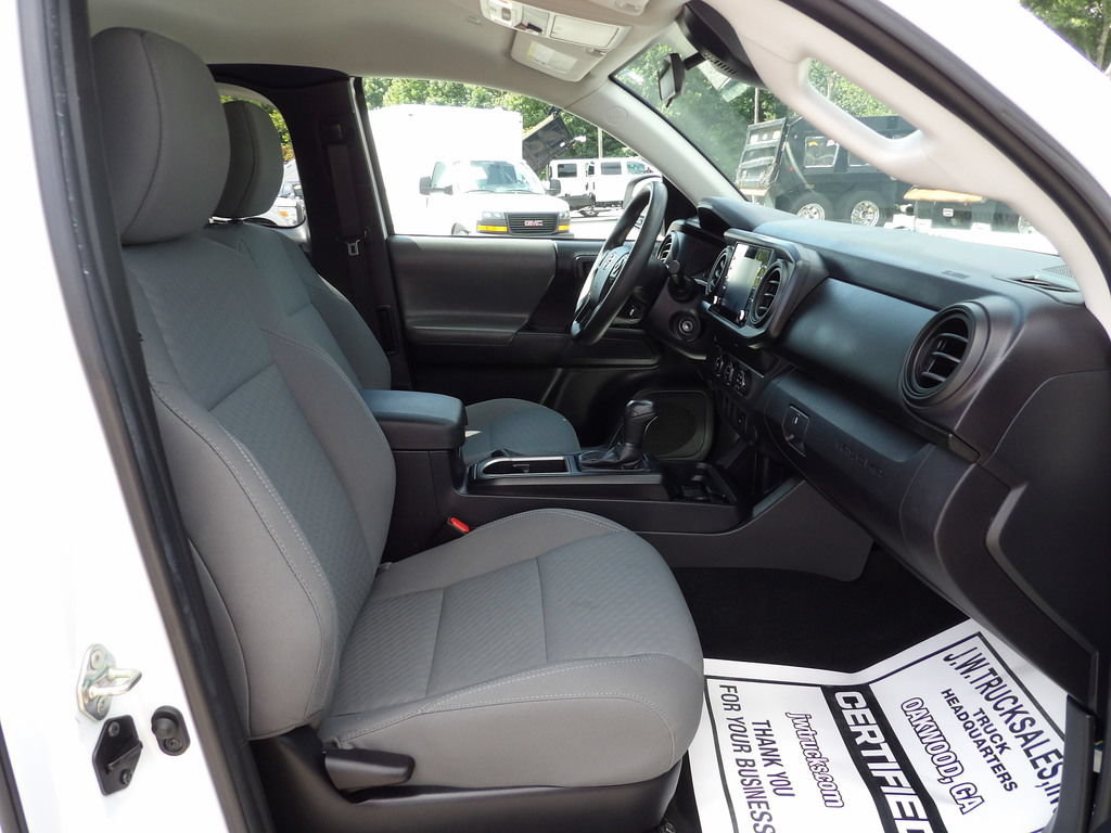 Used 2020 Toyota Tacoma SR RWD image 36