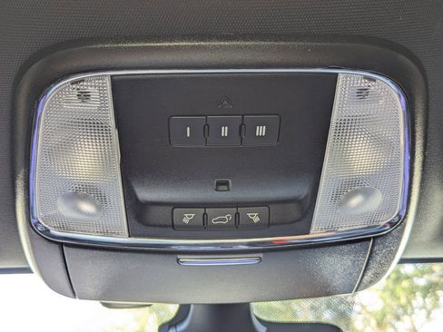 Used 2021 Jeep Grand Cherokee Laredo X image 32