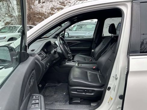 Used 2023 Honda Passport EX-L image 15