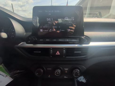 Used 2022 Kia Forte Sedan FWD image 17