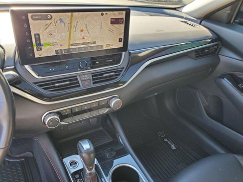 Certified 2023 Nissan Altima 2.5 SR w/ SR Premium Package image 17