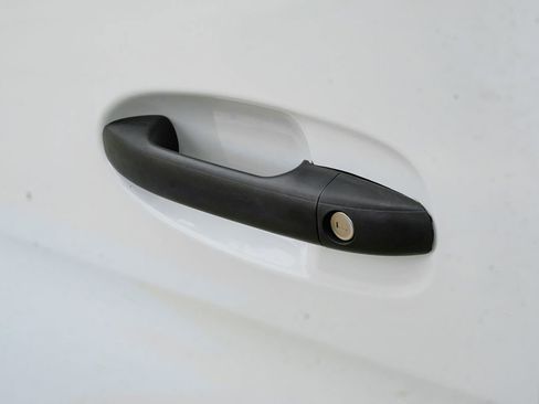 Used 2023 Mercedes-Benz Sprinter 2500 image 27