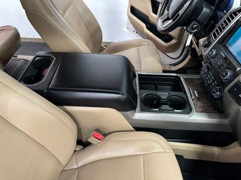 Used 2017 Ford F350 Lariat w/ FX4 Off-Road Package image 47