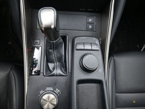 Used 2020 Lexus IS 350 F Sport w/ F Sport Package AWD/4WD image 15