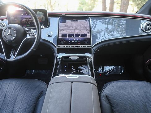 Used 2023 Mercedes-Benz EQS 450+ Sedan image 10