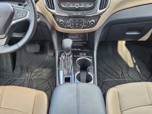 Used 2024 Chevrolet Equinox Premier FWD image 20